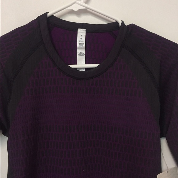 NEW!  LULULEMON All About That Base Long Sleeve Size-6 - Picture 2 of 4